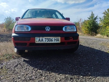 Авто Volkswagen Golf 1995 № 8923247