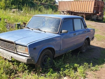 Авто ВАЗ 2107 2005 № 8923407