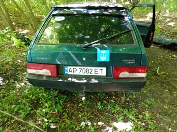 Авто ВАЗ 2109 1991 № 8923416