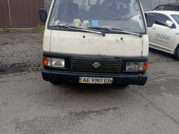 Авто Nissan Urvan 1994 № 8923483