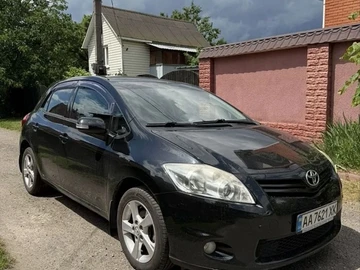 Авто Toyota Auris 2011 № 8923508