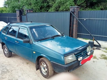 Авто ВАЗ 2109 1989 № 8923518
