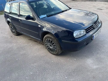 Авто Volkswagen Golf 2002 № 8923520