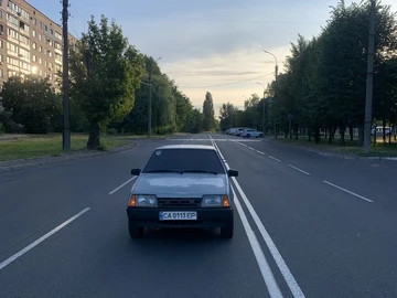 Авто ВАЗ 21093 1998 № 8923602