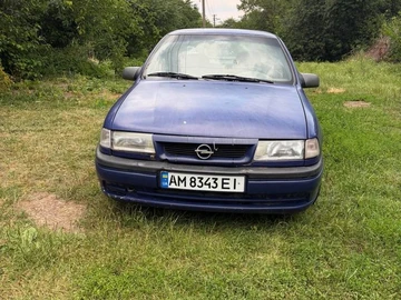 Авто Opel Vectra 1990 № 8923666