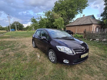 Авто Toyota Auris 2011 № 8923849