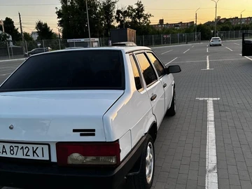 Авто ВАЗ 21099 1995 № 8923983