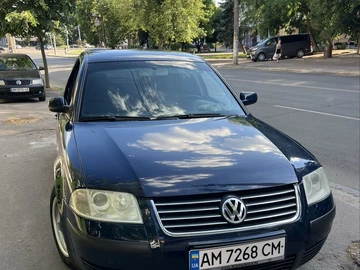 Авто Volkswagen Passat Sedan 2003 № 8924021