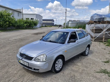 Авто ВАЗ 2172 Priora 2008 № 8924103