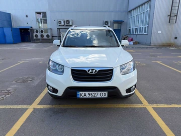 Авто Hyundai Santa Fe 2010 № 8924204