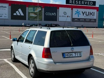 Авто Volkswagen Golf 2001 № 8924334