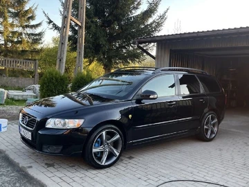 Авто Volvo V50 2010 № 8924570