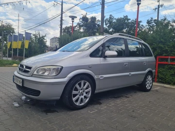 Авто Opel Zafira 2004 № 8924604