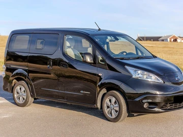 Авто Nissan Nv200 2015 № 8924616