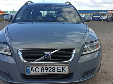Авто Volvo V50 2010 № 8924630