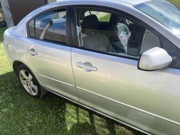 Авто Mazda 3 2004 № 8924703