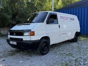 Авто Volkswagen Transporter 2000 № 8924720