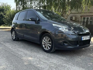 Авто Renault 4 2010 № 8924837