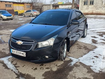Авто Chevrolet Cruze 2011 № 8924854
