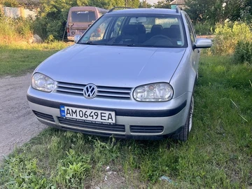 Авто Volkswagen Golf 2005 № 8924888