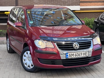 Авто Volkswagen Touran 2007 № 8924897