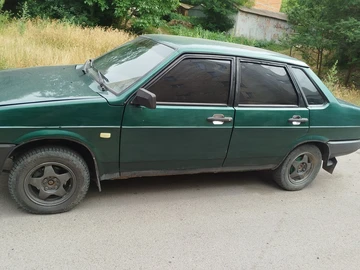 Авто ВАЗ 21099 2003 № 8925114