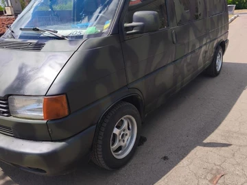 Авто Volkswagen Transporter 1999 № 8925170