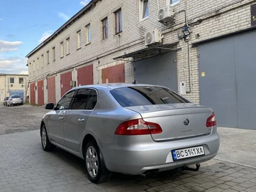 Авто Skoda Superb 2010 № 8925197