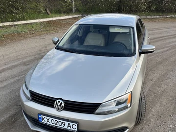Авто Volkswagen Jetta 2014 № 8925418