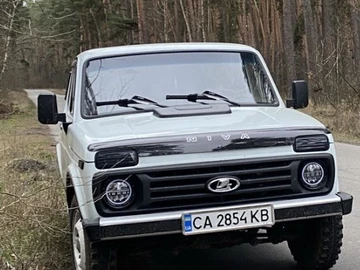 Авто ВАЗ 2121 1988 № 8925453