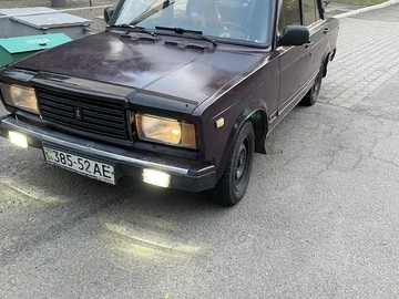 Авто ВАЗ 2107 1998 № 8925530