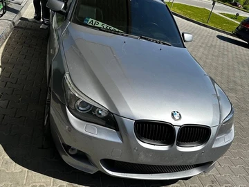 Авто BMW M5 2004 № 8925650