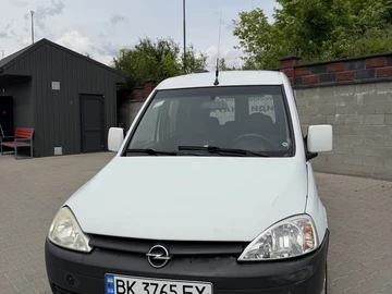 Авто Opel Combo 2004 № 8925775