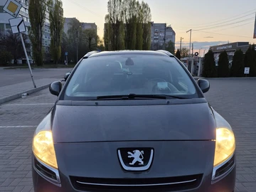 Авто Peugeot 5008 2013 № 8926046
