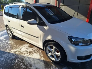Авто Volkswagen Touran 2012 № 8926054