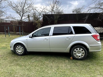 Авто Opel Astra 2009 № 8926063