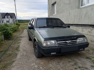 Авто ВАЗ 21099 1998 № 8926132