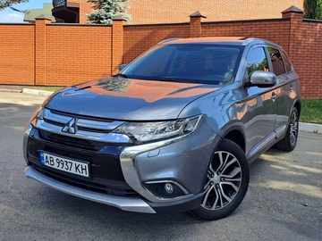 Авто Mitsubishi Outlander 2016 № 8926134