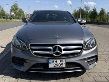 Авто Mercedes 300 2017 № 8926195