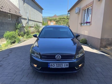 Авто Volkswagen Passat Variant 2013 № 8926203