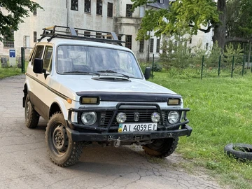 Авто ВАЗ 21213 1997 № 8926239