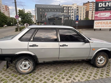 Авто ВАЗ 21099 2003 № 8926598