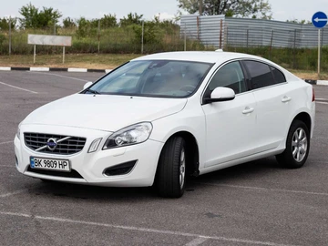 Авто Volvo S60 2013 № 8926680