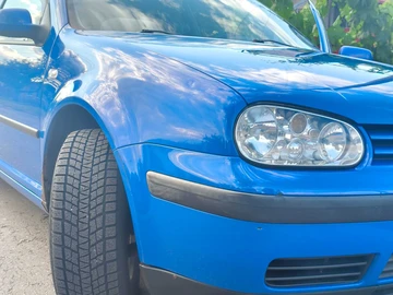 Авто Volkswagen Golf 2000 № 8926766