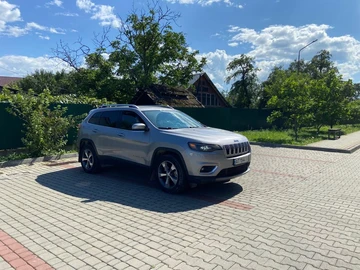Авто Jeep Cherokee 2018 № 8926768