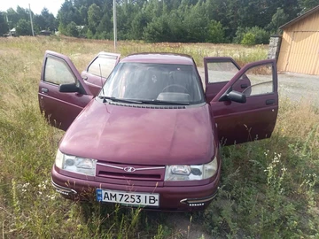 Авто ВАЗ 2110 2001 № 8926818