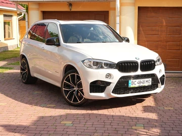 Авто BMW X5 2017 № 8926826
