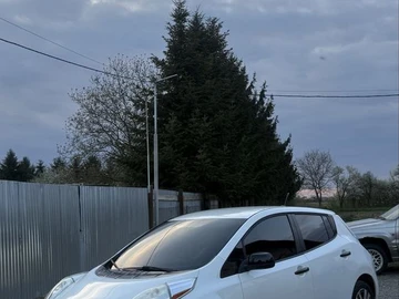 Авто Nissan Leaf 2013 № 8926960