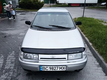 Авто ВАЗ 2110 2003 № 8927094