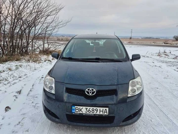 Авто Toyota Auris 2008 № 8927145